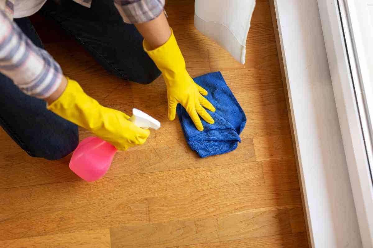How To Deodorize Subfloor (5 Simple Steps)