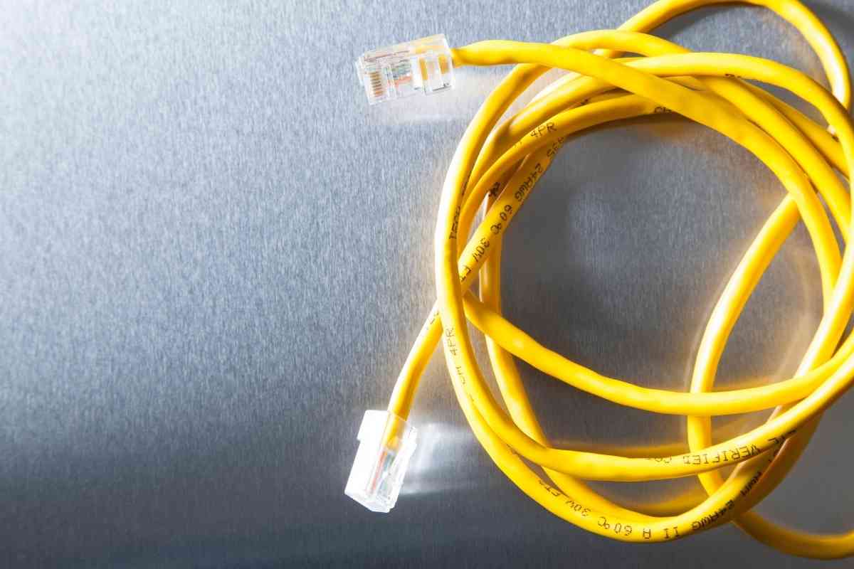 How to Run Cables Through The Ceiling (4 Steps)